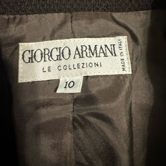 Georgio Armani Brown Blazer (Autentic)size 10 - Picture 3 of 4